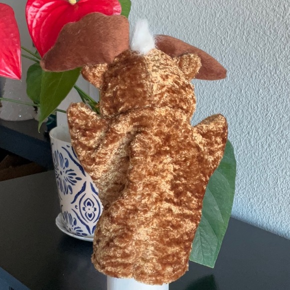 Holiday Reindeer Hand Puppet.🫶🏼 - Picture 3 of 7